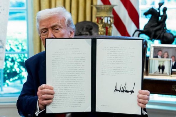 股票线上配资 媒体：裁员问题重挫美国海事雄心 特朗普造船计划受挫